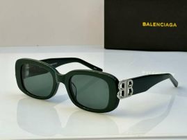 Picture of Balenciga Sunglasses _SKUfw55559962fw